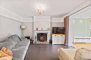 Family Room- click for photo gallery